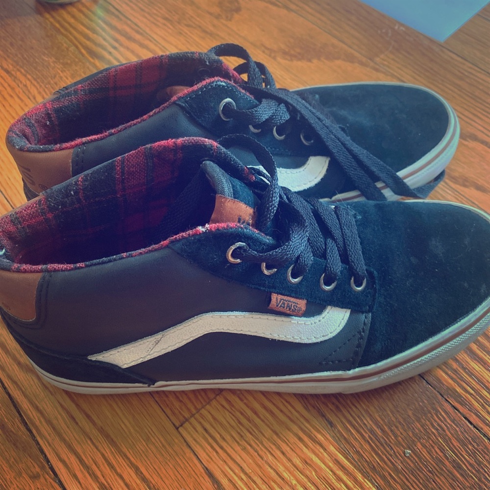 Mid High Vans